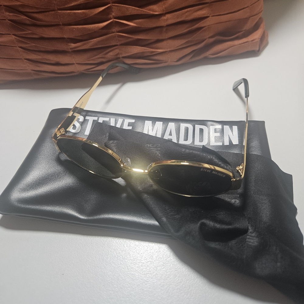Steve Madden Gold Sunglasses